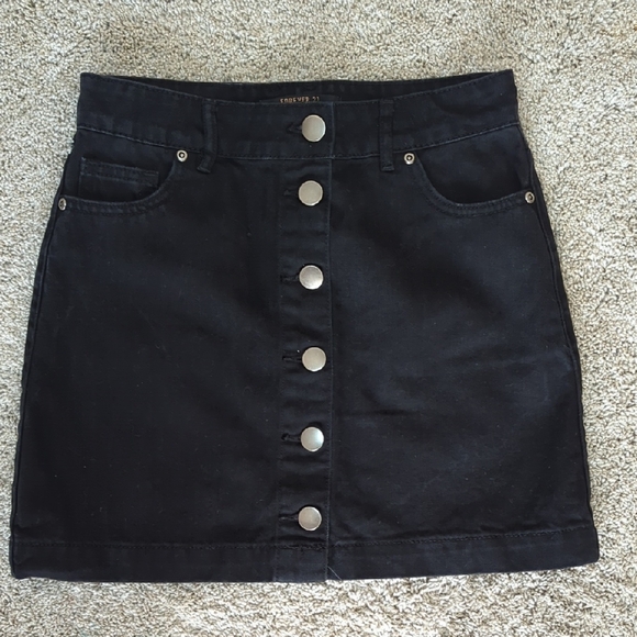 Forever 21 Dresses & Skirts - Forever 21 Black Denim Button-Front Skirt Size S